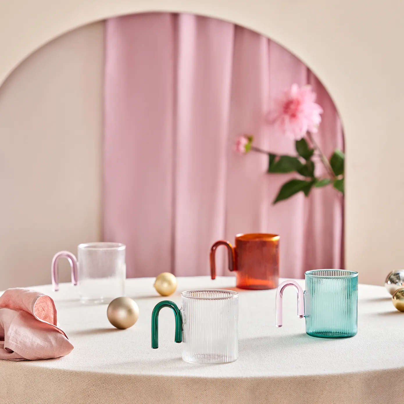 Karaca Miracle Beker, Bruin Handvat - Image 10