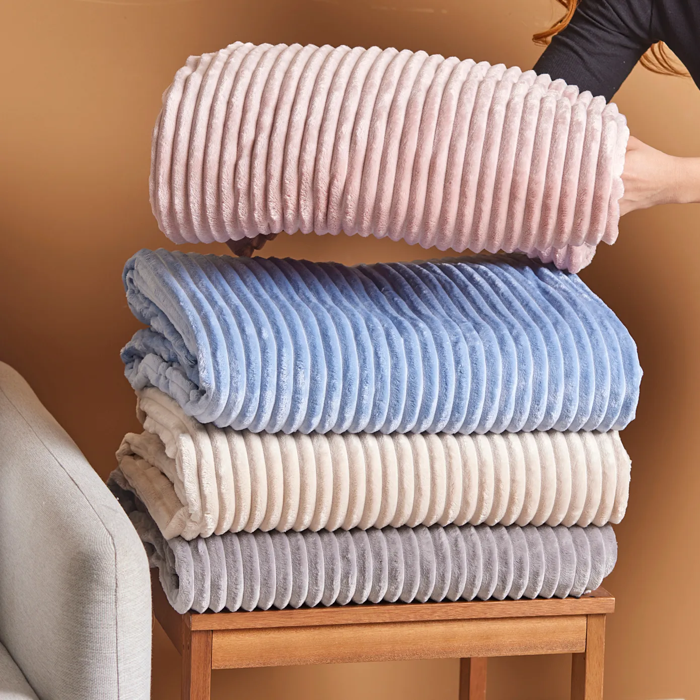 Karaca Ruby Stripe Wellsoft Dubbel Deken, Ecru - Image 6